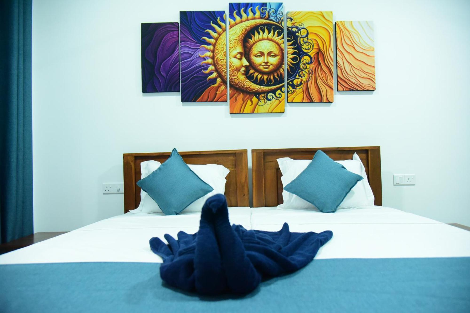 Di Sicuro Tourist Inn Hikkaduwa Extérieur photo